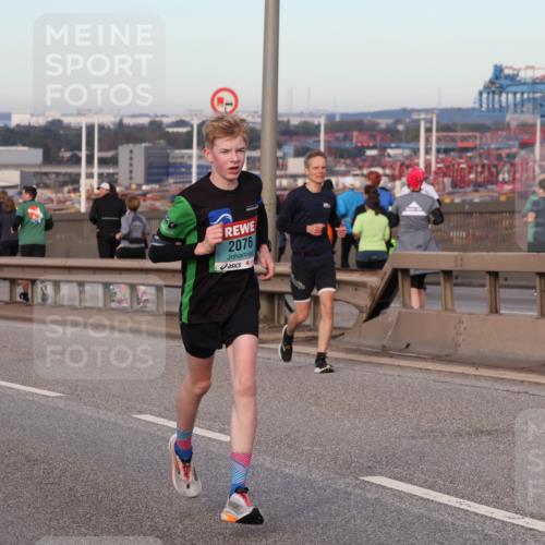 03.10.2024 - Köhlbrandbrückenlauf Matties Gatica Varas http://msf.ph/oto/7209539 03.10.2024 09:35:17 Position 2 1482, 2076 meine-sportfotos.de