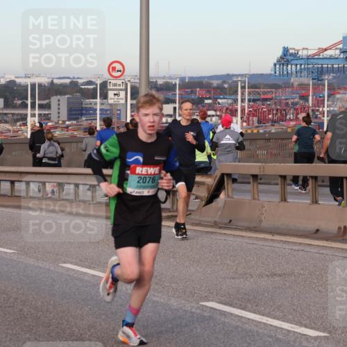 03.10.2024 - Köhlbrandbrückenlauf Matties Gatica Varas http://msf.ph/oto/7209543 03.10.2024 09:35:17 Position 2 1482, 1500, 2076 meine-sportfotos.de