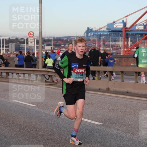 03.10.2024 - Köhlbrandbrückenlauf Matties Gatica Varas http://msf.ph/oto/7209551 03.10.2024 09:35:18 Position 2 1482, 1500, 1, 2076 meine-sportfotos.de