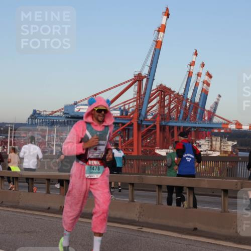 03.10.2024 - Köhlbrandbrückenlauf Matties Gatica Varas http://msf.ph/oto/7209828 03.10.2024 09:35:28 Position 2 500, 1478 meine-sportfotos.de