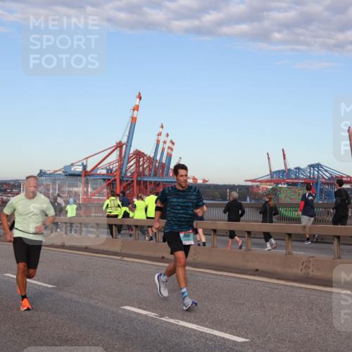 03.10.2024 - Köhlbrandbrückenlauf Matties Gatica Varas http://msf.ph/oto/7210064 03.10.2024 09:35:36 Position 2 1066 meine-sportfotos.de