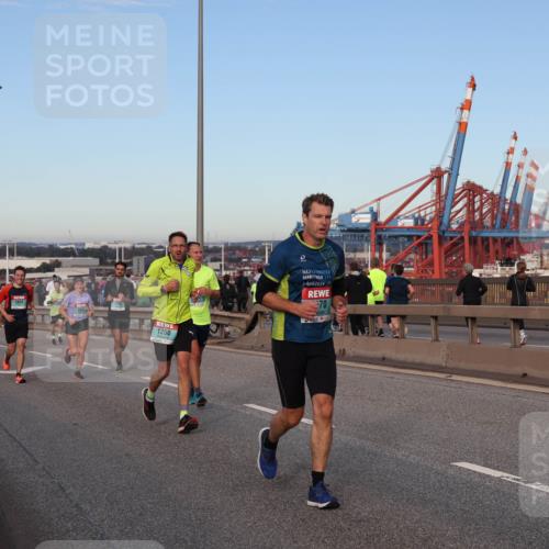 03.10.2024 - Köhlbrandbrückenlauf Matties Gatica Varas http://msf.ph/oto/7210197 03.10.2024 09:35:38 Position 2 1442, 1250, 2017, 70 meine-sportfotos.de