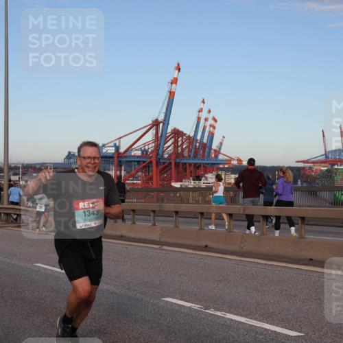 03.10.2024 - Köhlbrandbrückenlauf Matties Gatica Varas http://msf.ph/oto/7210490 03.10.2024 09:35:48 Position 2 1343 meine-sportfotos.de
