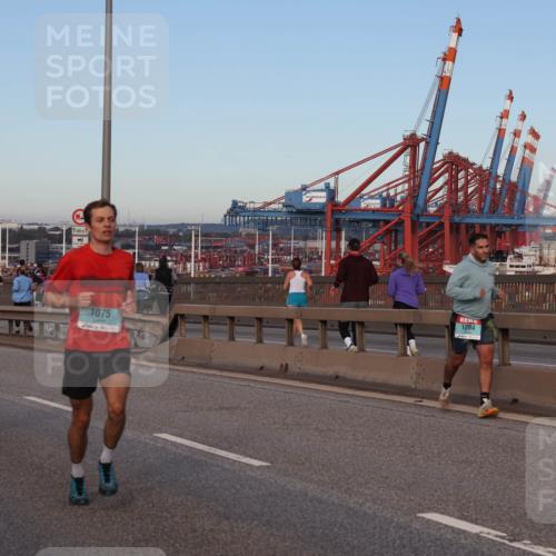 03.10.2024 - Köhlbrandbrückenlauf Matties Gatica Varas http://msf.ph/oto/7210540 03.10.2024 09:35:52 Position 2 500, 1, 1075, 1204 meine-sportfotos.de