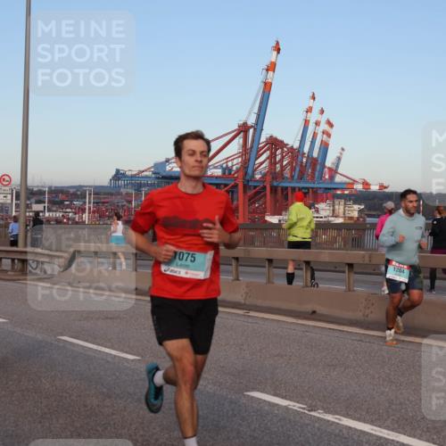 03.10.2024 - Köhlbrandbrückenlauf Matties Gatica Varas http://msf.ph/oto/7210565 03.10.2024 09:35:53 Position 2 500, 1, 1075, 1204 meine-sportfotos.de