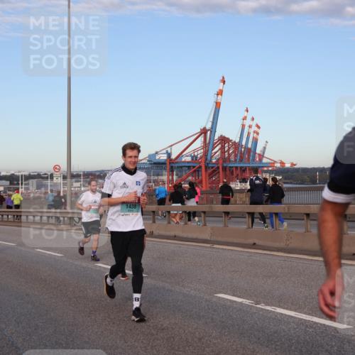 03.10.2024 - Köhlbrandbrückenlauf Matties Gatica Varas http://msf.ph/oto/7210814 03.10.2024 09:36:04 Position 2 1438, 117 meine-sportfotos.de