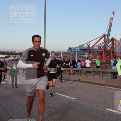 03.10.2024 - Köhlbrandbrückenlauf Matties Gatica Varas http://msf.ph/oto/7210975 03.10.2024 09:36:16 Position 2 500, 1, 2875, 1867, 1159, 1496 meine-sportfotos.de