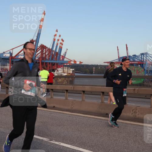 03.10.2024 - Köhlbrandbrückenlauf Matties Gatica Varas http://msf.ph/oto/7211042 03.10.2024 09:36:20 Position 2 1575 meine-sportfotos.de