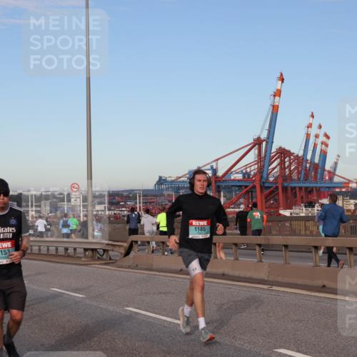 03.10.2024 - Köhlbrandbrückenlauf Matties Gatica Varas http://msf.ph/oto/7211152 03.10.2024 09:36:24 Position 2 1153, 500, 1, 1185 meine-sportfotos.de