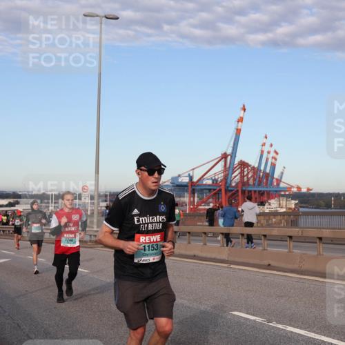 03.10.2024 - Köhlbrandbrückenlauf Matties Gatica Varas http://msf.ph/oto/7211191 03.10.2024 09:36:26 Position 2 1572, 1266, 1153, 1185 meine-sportfotos.de