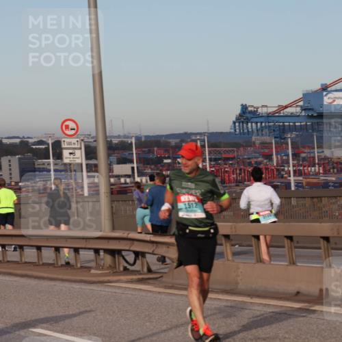 03.10.2024 - Köhlbrandbrückenlauf Matties Gatica Varas http://msf.ph/oto/7211350 03.10.2024 09:36:31 Position 2 500, 1, 1512, 3189 meine-sportfotos.de