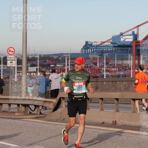 03.10.2024 - Köhlbrandbrückenlauf Matties Gatica Varas http://msf.ph/oto/7211360 03.10.2024 09:36:32 Position 2 1500, 1512, 4, 88 meine-sportfotos.de