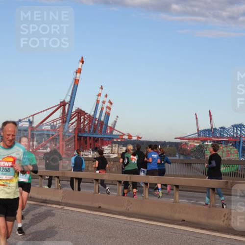 03.10.2024 - Köhlbrandbrückenlauf Matties Gatica Varas http://msf.ph/oto/7211495 03.10.2024 09:36:38 Position 2 1268, 1327 meine-sportfotos.de
