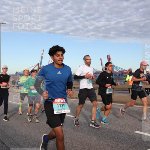 03.10.2024 - Köhlbrandbrückenlauf Matties Gatica Varas http://msf.ph/oto/7211624 03.10.2024 09:36:42 Position 2 1121, 1222 meine-sportfotos.de