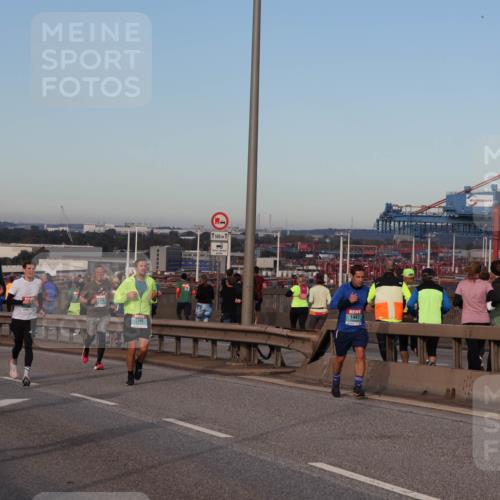 03.10.2024 - Köhlbrandbrückenlauf Matties Gatica Varas http://msf.ph/oto/7211779 03.10.2024 09:36:50 Position 2 1, 500, 1384, 1416, 1348, 1500, 1, 1447 meine-sportfotos.de