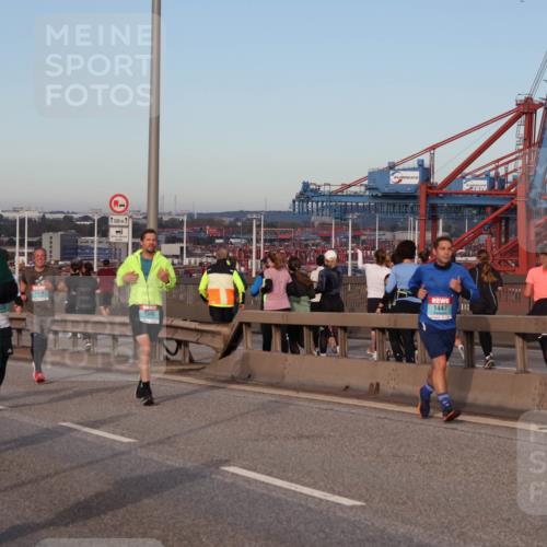 03.10.2024 - Köhlbrandbrückenlauf Matties Gatica Varas http://msf.ph/oto/7211844 03.10.2024 09:36:52 Position 2 1384, 1416, 1, 500, 1348, 1447 meine-sportfotos.de