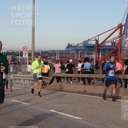 03.10.2024 - Köhlbrandbrückenlauf Matties Gatica Varas http://msf.ph/oto/7211855 03.10.2024 09:36:52 Position 2 1384, 1500, 1, 1447 meine-sportfotos.de