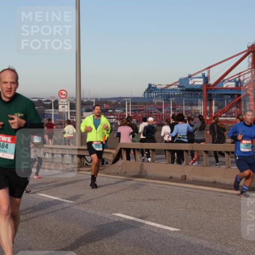 03.10.2024 - Köhlbrandbrückenlauf Matties Gatica Varas http://msf.ph/oto/7211860 03.10.2024 09:36:52 Position 2 125, 1384, 1416, 500, 1, 1348, 1447 meine-sportfotos.de