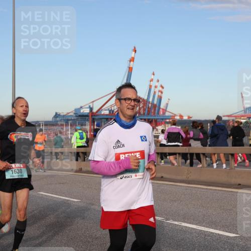 03.10.2024 - Köhlbrandbrückenlauf Matties Gatica Varas http://msf.ph/oto/7212256 03.10.2024 09:37:13 Position 2 1, 1630 meine-sportfotos.de