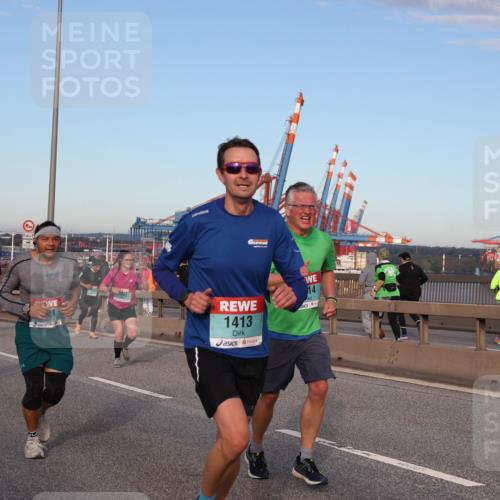 03.10.2024 - Köhlbrandbrückenlauf Matties Gatica Varas http://msf.ph/oto/7212426 03.10.2024 09:37:22 Position 2 1354, 6, 1413, 14 meine-sportfotos.de