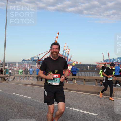 03.10.2024 - Köhlbrandbrückenlauf Matties Gatica Varas http://msf.ph/oto/7212599 03.10.2024 09:37:28 Position 2 323 meine-sportfotos.de