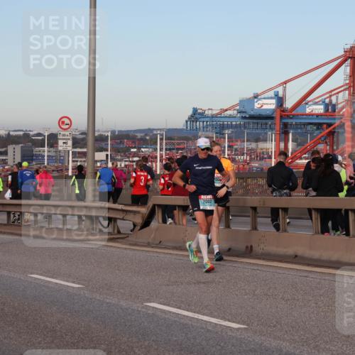 03.10.2024 - Köhlbrandbrückenlauf Matties Gatica Varas http://msf.ph/oto/7212940 03.10.2024 09:37:38 Position 2 1189, 1500, 58, 3, 2002 meine-sportfotos.de