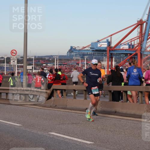 03.10.2024 - Köhlbrandbrückenlauf Matties Gatica Varas http://msf.ph/oto/7212957 03.10.2024 09:37:39 Position 2 1189, 1500, 1, 3, 2002 meine-sportfotos.de