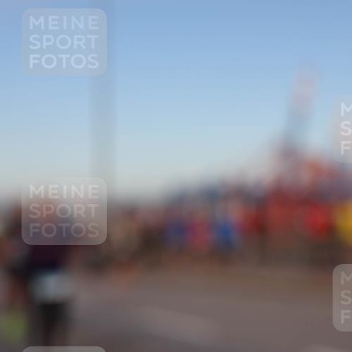 03.10.2024 - Köhlbrandbrückenlauf Matties Gatica Varas http://msf.ph/oto/7213021 03.10.2024 09:37:42 Position 2  meine-sportfotos.de