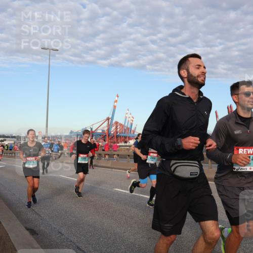 03.10.2024 - Köhlbrandbrückenlauf Matties Gatica Varas http://msf.ph/oto/7213079 03.10.2024 09:37:45 Position 2 1344, 1370, 3468, 14 meine-sportfotos.de