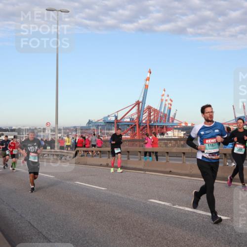 03.10.2024 - Köhlbrandbrückenlauf Matties Gatica Varas http://msf.ph/oto/7213118 03.10.2024 09:37:49 Position 2 1262, 1167 meine-sportfotos.de