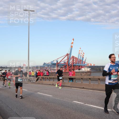 03.10.2024 - Köhlbrandbrückenlauf Matties Gatica Varas http://msf.ph/oto/7213123 03.10.2024 09:37:49 Position 2 1167, 1229 meine-sportfotos.de