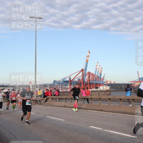 03.10.2024 - Köhlbrandbrückenlauf Matties Gatica Varas http://msf.ph/oto/7213133 03.10.2024 09:37:49 Position 2 2024, 1229 meine-sportfotos.de
