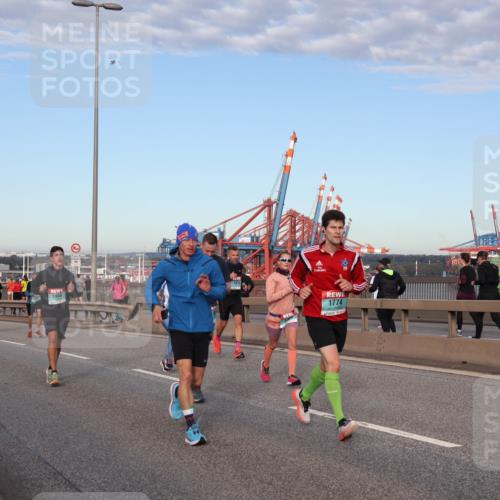 03.10.2024 - Köhlbrandbrückenlauf Matties Gatica Varas http://msf.ph/oto/7213258 03.10.2024 09:37:54 Position 2 1498, 1774 meine-sportfotos.de