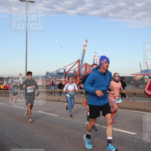 03.10.2024 - Köhlbrandbrückenlauf Matties Gatica Varas http://msf.ph/oto/7213284 03.10.2024 09:37:55 Position 2 1498, 1433, 1325, 19, 1774 meine-sportfotos.de