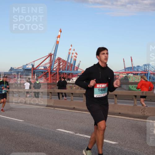 03.10.2024 - Köhlbrandbrückenlauf Matties Gatica Varas http://msf.ph/oto/7213316 03.10.2024 09:37:57 Position 2 1498, 1433 meine-sportfotos.de