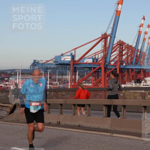 03.10.2024 - Köhlbrandbrückenlauf Matties Gatica Varas http://msf.ph/oto/7213484 03.10.2024 09:38:03 Position 2 1500, 1, 1273 meine-sportfotos.de