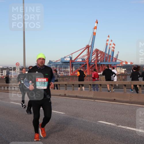 03.10.2024 - Köhlbrandbrückenlauf Matties Gatica Varas http://msf.ph/oto/7213582 03.10.2024 09:38:06 Position 2 118, 128, 1355 meine-sportfotos.de