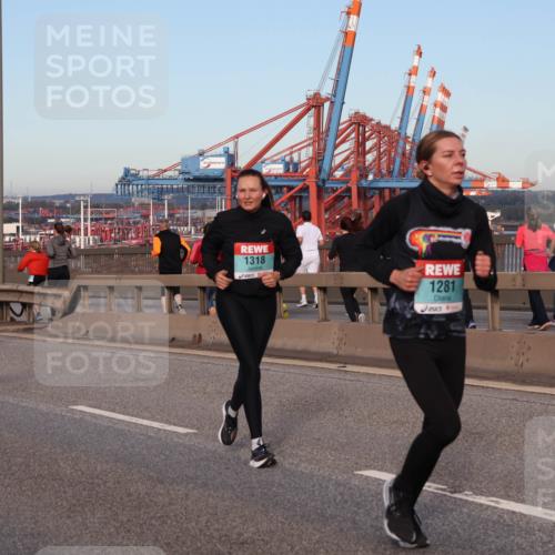 03.10.2024 - Köhlbrandbrückenlauf Matties Gatica Varas http://msf.ph/oto/7213649 03.10.2024 09:38:08 Position 2 11, 1500, 1, 1318, 1281 meine-sportfotos.de