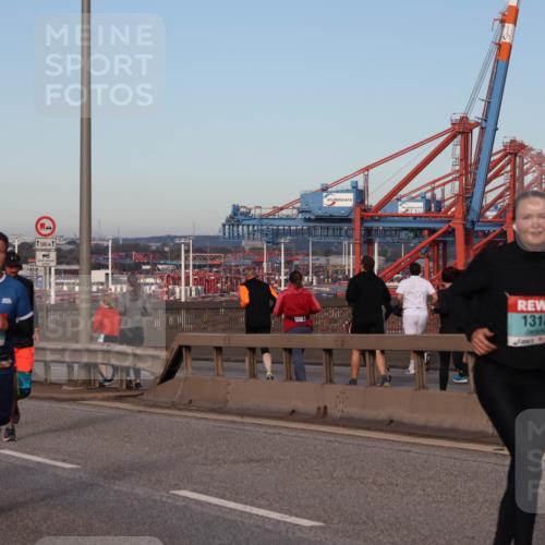 03.10.2024 - Köhlbrandbrückenlauf Matties Gatica Varas http://msf.ph/oto/7213666 03.10.2024 09:38:09 Position 2 1518, 1167, 500, 1, 1318 meine-sportfotos.de