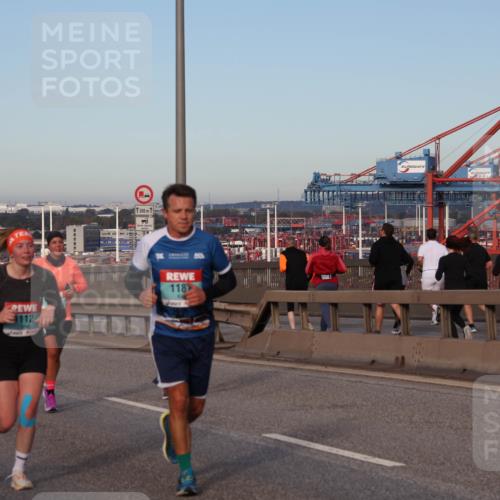 03.10.2024 - Köhlbrandbrückenlauf Matties Gatica Varas http://msf.ph/oto/7213701 03.10.2024 09:38:10 Position 2 1637, 112, 1500, 1, 118 meine-sportfotos.de