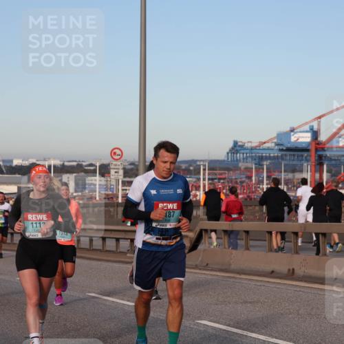 03.10.2024 - Köhlbrandbrückenlauf Matties Gatica Varas http://msf.ph/oto/7213706 03.10.2024 09:38:10 Position 2 500, 500, 1, 1637, 1112, 1518, 187 meine-sportfotos.de