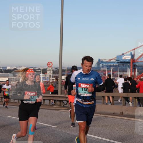 03.10.2024 - Köhlbrandbrückenlauf Matties Gatica Varas http://msf.ph/oto/7213716 03.10.2024 09:38:10 Position 2 500, 1, 500, 1, 1637, 12, 26, 118 meine-sportfotos.de