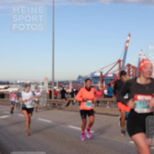 03.10.2024 - Köhlbrandbrückenlauf Matties Gatica Varas http://msf.ph/oto/7213794 03.10.2024 09:38:13 Position 2  meine-sportfotos.de