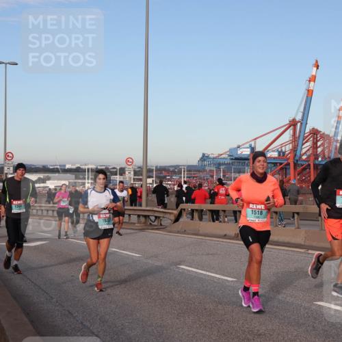03.10.2024 - Köhlbrandbrückenlauf Matties Gatica Varas http://msf.ph/oto/7213808 03.10.2024 09:38:13 Position 2 500, 500, 1, 1350, 163, 1518, 1264 meine-sportfotos.de