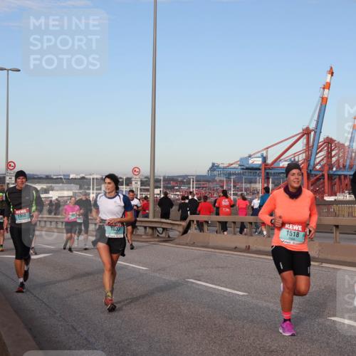 03.10.2024 - Köhlbrandbrückenlauf Matties Gatica Varas http://msf.ph/oto/7213811 03.10.2024 09:38:13 Position 2 500, 1350, 1637, 1518, 1264 meine-sportfotos.de