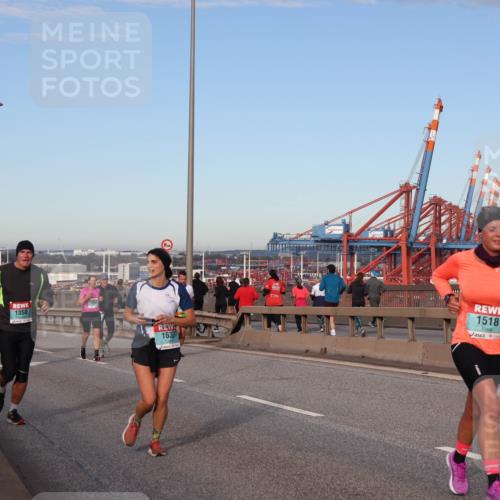 03.10.2024 - Köhlbrandbrückenlauf Matties Gatica Varas http://msf.ph/oto/7213828 03.10.2024 09:38:14 Position 2 1350, 1637, 1518, 12 meine-sportfotos.de