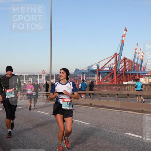 03.10.2024 - Köhlbrandbrückenlauf Matties Gatica Varas http://msf.ph/oto/7213861 03.10.2024 09:38:15 Position 2 119, 1350, 1637 meine-sportfotos.de