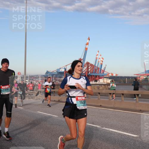 03.10.2024 - Köhlbrandbrückenlauf Matties Gatica Varas http://msf.ph/oto/7213906 03.10.2024 09:38:16 Position 2 1350, 1637 meine-sportfotos.de