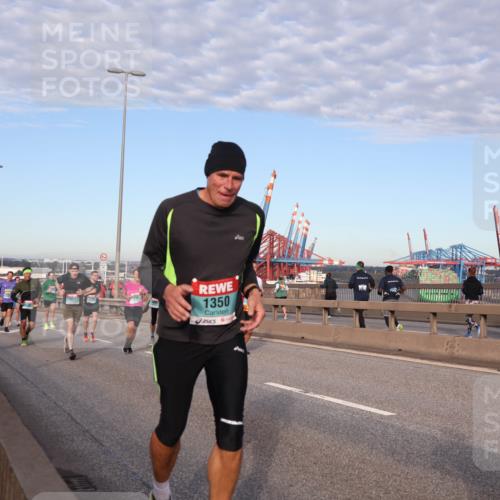 03.10.2024 - Köhlbrandbrückenlauf Matties Gatica Varas http://msf.ph/oto/7213962 03.10.2024 09:38:17 Position 2 1350 meine-sportfotos.de