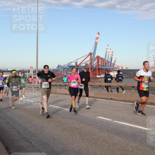 03.10.2024 - Köhlbrandbrückenlauf Matties Gatica Varas http://msf.ph/oto/7213977 03.10.2024 09:38:19 Position 2 1598, 1661, 1520, 1481 meine-sportfotos.de